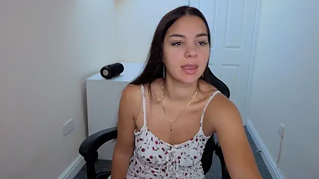 Snapshot of yara4u chatting on July 24, 7:45 pm yara4u online show from July 24, 7:45 pm