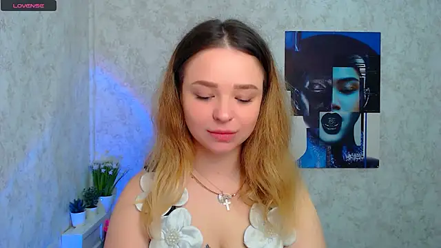 NicoleAura online show from May 11, 7:03 am