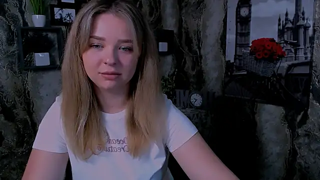NicoleAura online show from May 26, 7:59 am