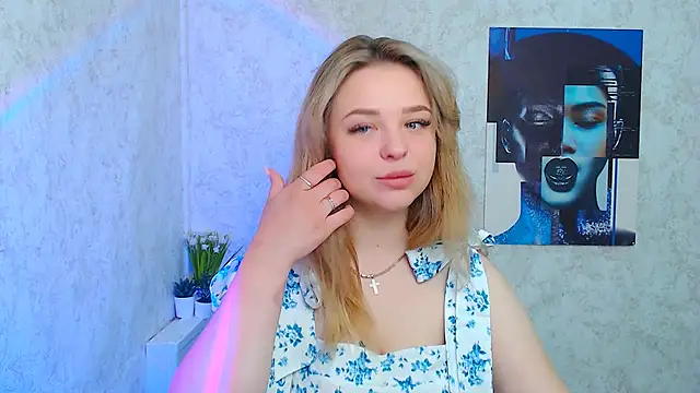 NicoleAura online show from June 3, 6:05 am