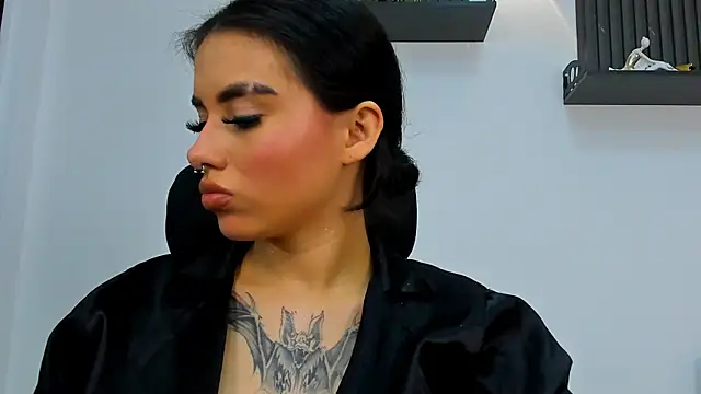 isabella hv online show from July 19, 2:04 am