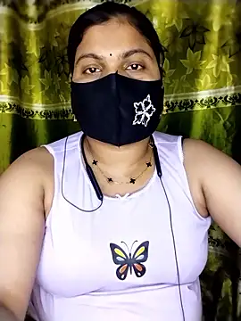Snapshot of Sila_Vabi9 chatting on May 16, 7:56 pm Sila Vabi9 online show from May 16, 7:56 pm
