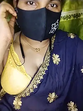 Snapshot of Sila_Vabi9 chatting on June 1, 8:10 pm Sila Vabi9 online show from June 1, 8:10 pm