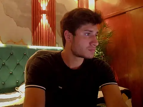 Walter noils online show from April 28, 10:59 pm