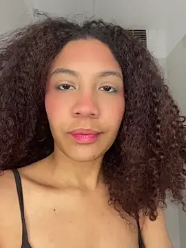 Daphnne Curly online show from May 17, 10:17 pm