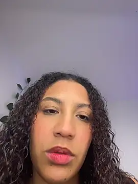 Daphnne Curly online show from July 12, 8:33 pm