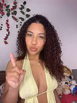 Daphnne Curly online show from July 22, 2:03 am