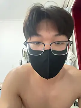 Snapshot of Ycen_ chatting on June 12, 4:39 pm Ycen online show from June 12, 4:39 pm
