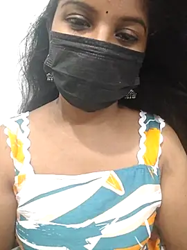 Snapshot of Tamil_Hot_Dharsha chatting on June 21, 8:50 am Tamil Hot Dharsha online show from June 21, 8:50 am