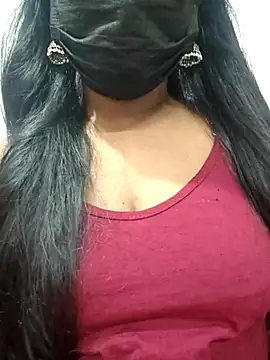 Snapshot of Tamil_Hot_Dharsha chatting on July 10, 5:45 am Tamil Hot Dharsha online show from July 10, 5:45 am