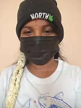 Snapshot of Tamil_Hot_Dharsha chatting on July 15, 6:57 pm Tamil Hot Dharsha online show from July 15, 6:57 pm