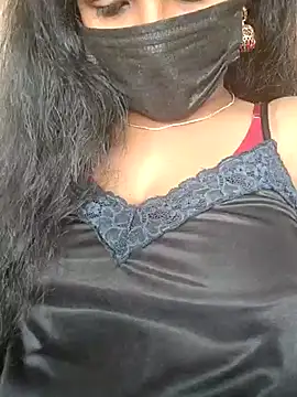 Snapshot of Tamil_Hot_Dharsha chatting on July 17, 6:42 am Tamil Hot Dharsha online show from July 17, 6:42 am