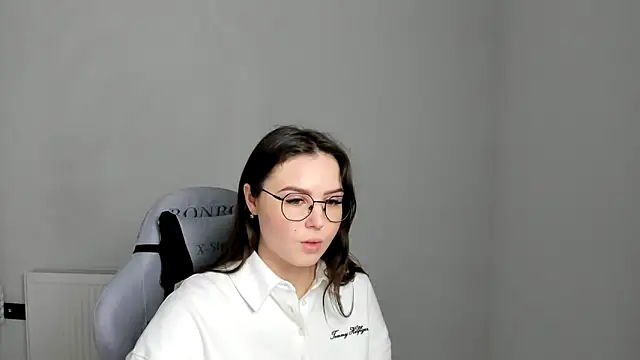 Regina cute  online show from April 30, 7:36 am