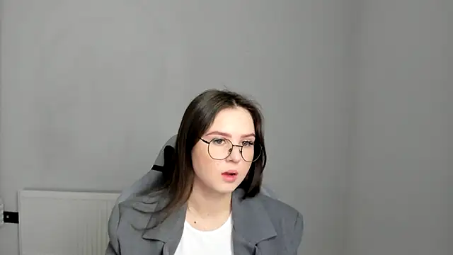 Regina cute  online show from May 9, 6:29 am