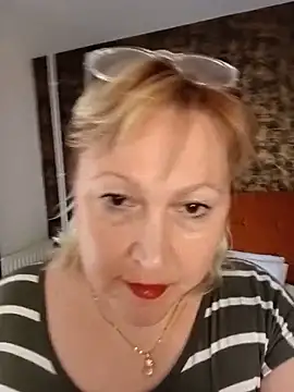 Snapshot of I_amVeronicle chatting on June 7, 12:53 pm I amVeronicle online show from June 7, 12:53 pm