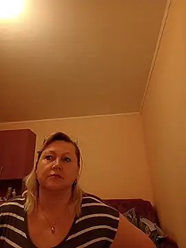 Snapshot of I_amVeronicle chatting on July 7, 1:04 pm I amVeronicle online show from July 7, 1:04 pm