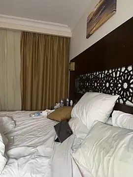 DirtyDiannaX online show from April 21, 7:50 pm