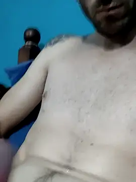 MiltonAndGirls online show from April 23, 5:08 am