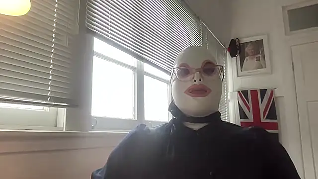 Paramariborubber online show from May 28, 1:47 am