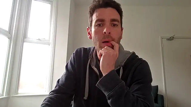 Snapshot of frenchbdmaninlondon chatting on May 11, 1:50 pm frenchbdmaninlondon online show from May 11, 1:50 pm
