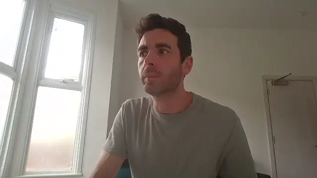 Snapshot of frenchbdmaninlondon chatting on June 29, 1:33 pm frenchbdmaninlondon online show from June 29, 1:33 pm