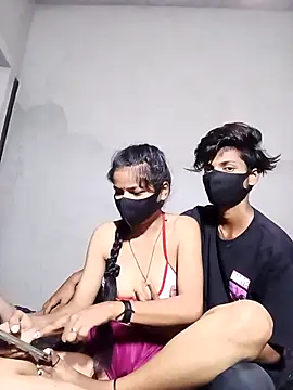 HOTS-COUPLES online show from April 23, 3:30 am