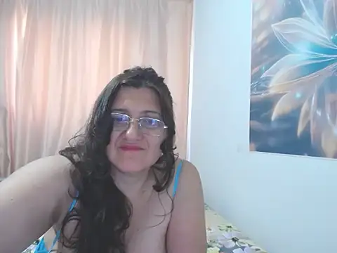 SophiaBlis online show from July 26, 8:43 am