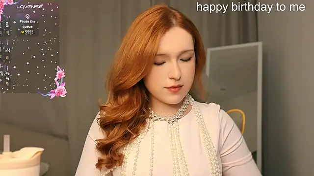 flaremoon online show from May 13, 1:19 pm