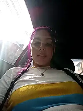 Snapshot of sadashi_moon_ofice chatting on June 16, 8:33 pm sadashi moon ofice online show from June 16, 8:33 pm