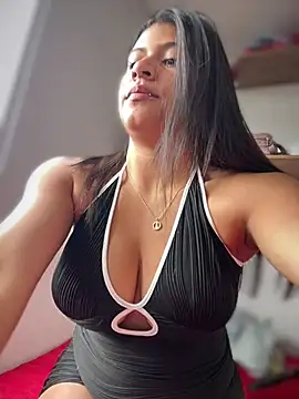 ElahiaMarquez online show from August 4, 9:28 pm