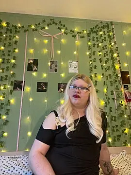 Jasmine l online show from May 5, 5:43 pm
