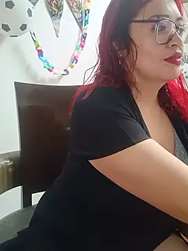 Snapshot of Amaranta-Luque chatting on June 24, 7:35 pm Amaranta-Luque online show from June 24, 7:35 pm