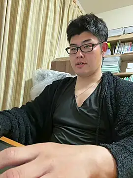 Snapshot of shun_201 chatting on April 21, 1:06 pm shun 201 online show from April 21, 1:06 pm