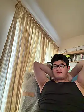 Snapshot of shun_201 chatting on May 14, 3:24 am shun 201 online show from May 14, 3:24 am