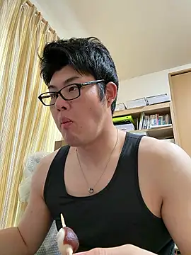 Snapshot of shun_201 chatting on May 29, 3:15 am shun 201 online show from May 29, 3:15 am