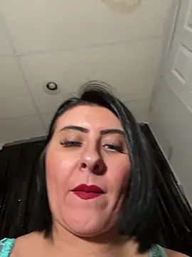 Snapshot of lexijade32 chatting on May 11, 8:06 pm lexijade32 online show from May 11, 8:06 pm