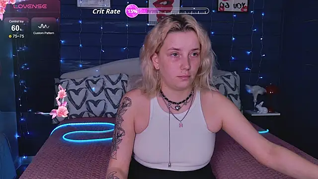 Crystal  Jull online show from May 7, 11:32 pm