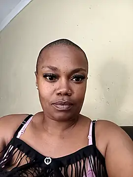 MisteryGirlBusty online show from May 7, 7:58 am