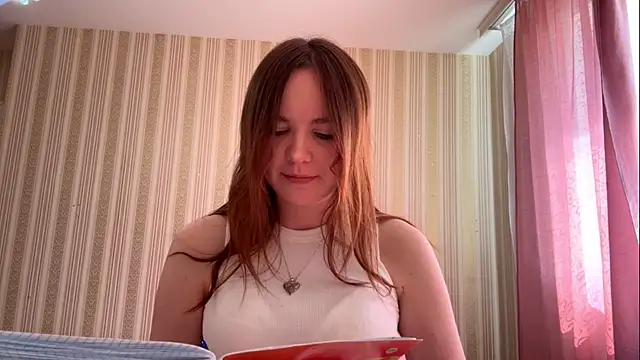 FransiscaLauderback online show from April 21, 11:16 am