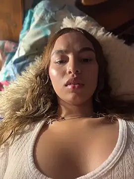 MaelyClaire online show from April 22, 2:58 am