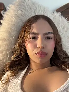 MaelyClaire online show from April 22, 3:02 pm