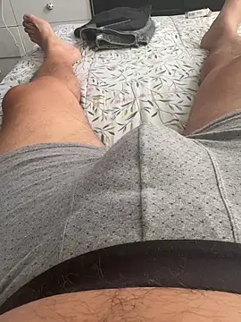 juliomfar69 online show from July 1, 6:51 pm