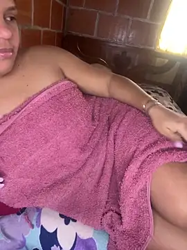 Candelita-hott online show from May 4, 12:34 pm