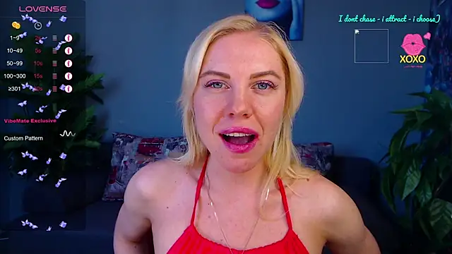 Snapshot of FromRussia chatting on May 25, 6:41 am FromRussia online show from May 25, 6:41 am