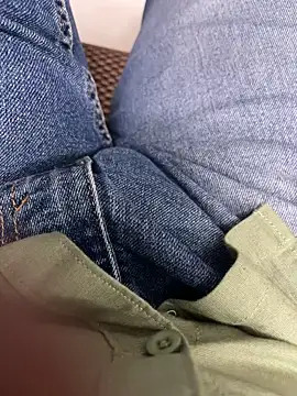 mks071 online show from April 25, 4:48 pm