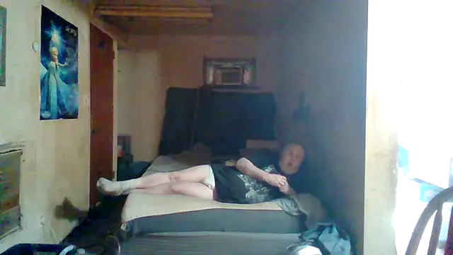 Nightshade1195 online show from June 10, 9:03 pm