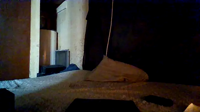 Snapshot of Nightshade1195 chatting on June 28, 4:29 am Nightshade1195 online show from June 28, 4:29 am