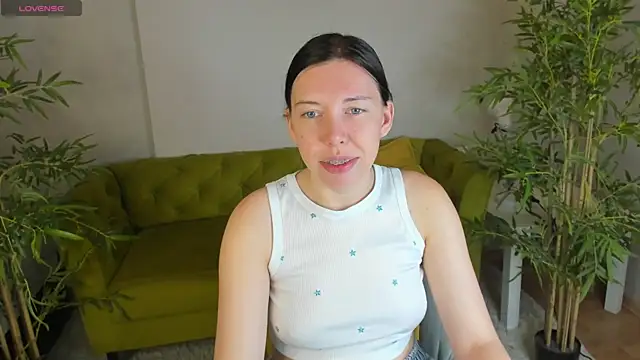 Snapshot of Sandra_Ross chatting on July 11, 12:35 am Sandra Ross online show from July 11, 12:35 am