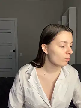 Emmy Boobssss online show from April 20, 3:59 pm