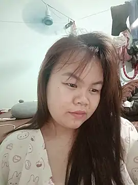Truxcy1 online show from June 9, 3:51 am